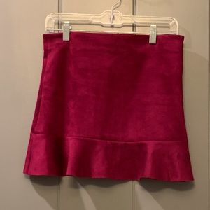 Ruffle bottom mini skirt